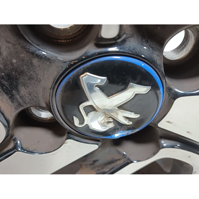 Recambio de llanta para peugeot 108 1.0 vti 72 referencia OEM IAM B000908277 ET35 4.5Jx15CH4
