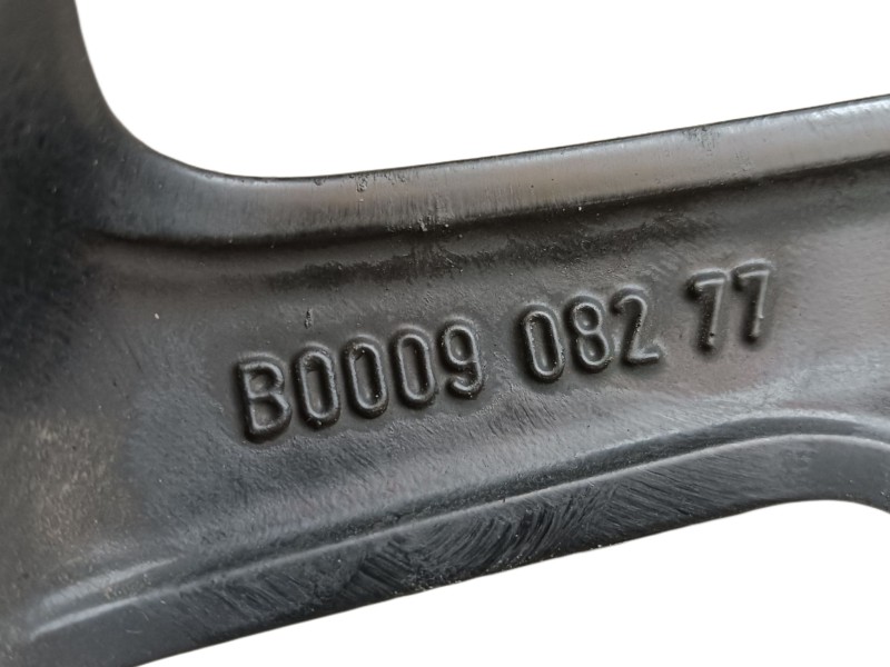 Recambio de llanta para peugeot 108 1.0 vti 72 referencia OEM IAM B000908277 ET35 4.5Jx15CH4