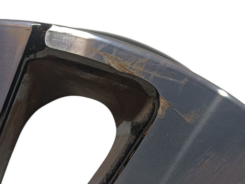 Recambio de llanta para peugeot 108 1.0 vti 72 referencia OEM IAM B000908277 ET35 4.5Jx15CH4