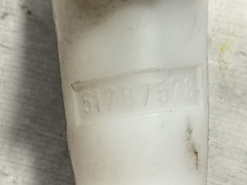 Recambio de deposito limpia para ford ka (ccu) titanium referencia OEM IAM   