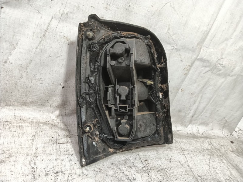 Recambio de piloto trasero derecho para nissan micra ii (k11) 1.5 d referencia OEM IAM   