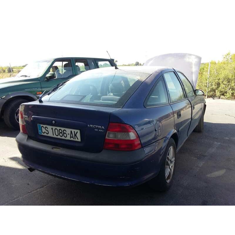 OPEL VECTRA B BERLINA