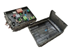 Recambio de caja reles / fusibles para seat leon (1p1) 1.9 tdi referencia OEM IAM 1K0937125A 17181281E 