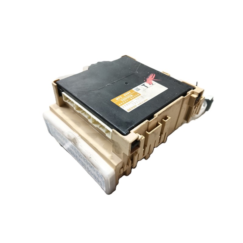 Recambio de modulo electronico para toyota rav 4 iv (_a4_) 2.0 d (wwa42_) referencia OEM IAM 8273042810 8922142250 