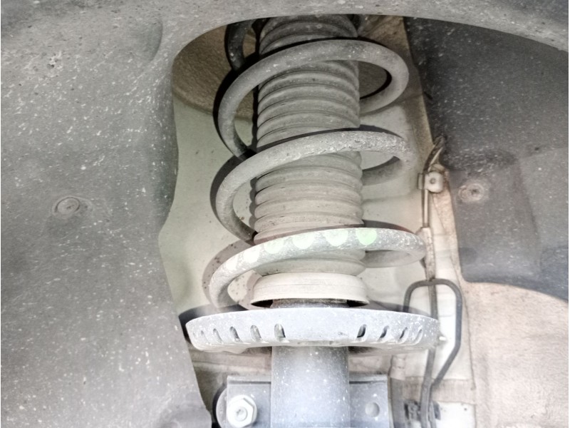 Recambio de amortiguador delantero izquierdo para volkswagen polo v (6r1, 6c1) 1.4 tdi referencia OEM IAM   
