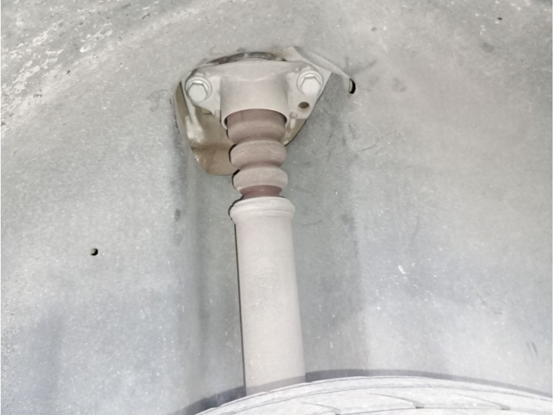 Recambio de amortiguador trasero derecho para volkswagen polo v (6r1, 6c1) 1.4 tdi referencia OEM IAM   