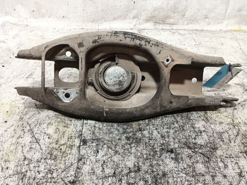Recambio de brazo suspension inferior trasero izquierdo para bmw 3 (e90) 320 d referencia OEM IAM   