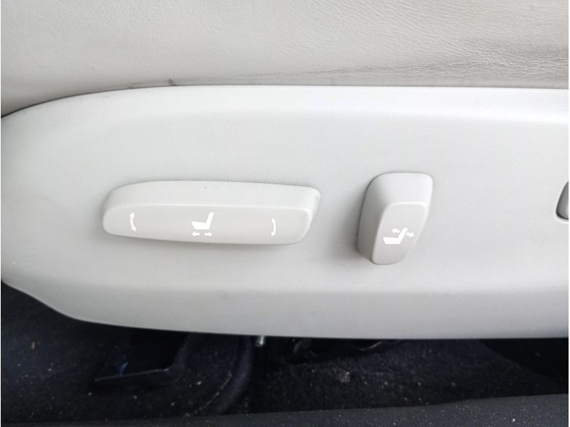 Recambio de asiento delantero izquierdo para lexus is ii (_e2_) 220d (ale20) referencia OEM IAM   