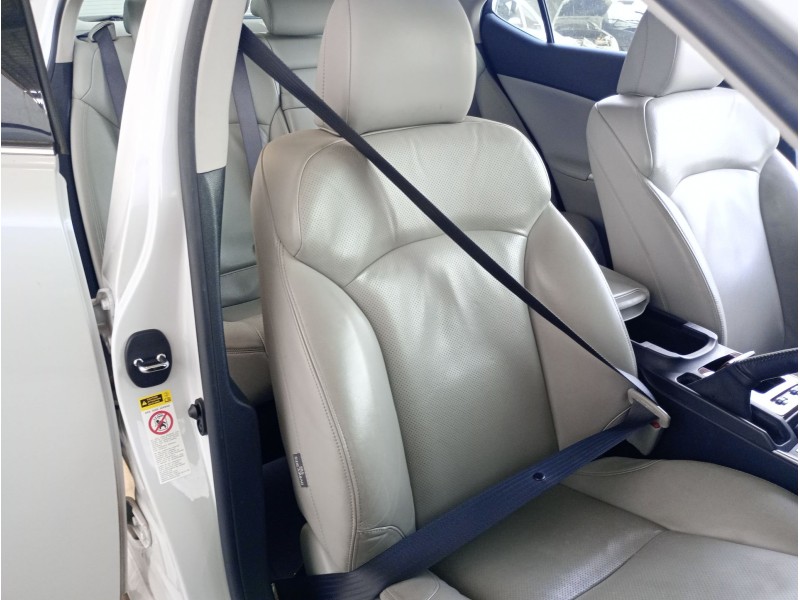 Recambio de cinturon seguridad delantero derecho para lexus is ii (_e2_) 220d (ale20) referencia OEM IAM   