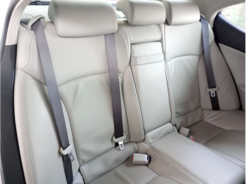 Recambio de cinturon seguridad trasero derecho para lexus is ii (_e2_) 220d (ale20) referencia OEM IAM   