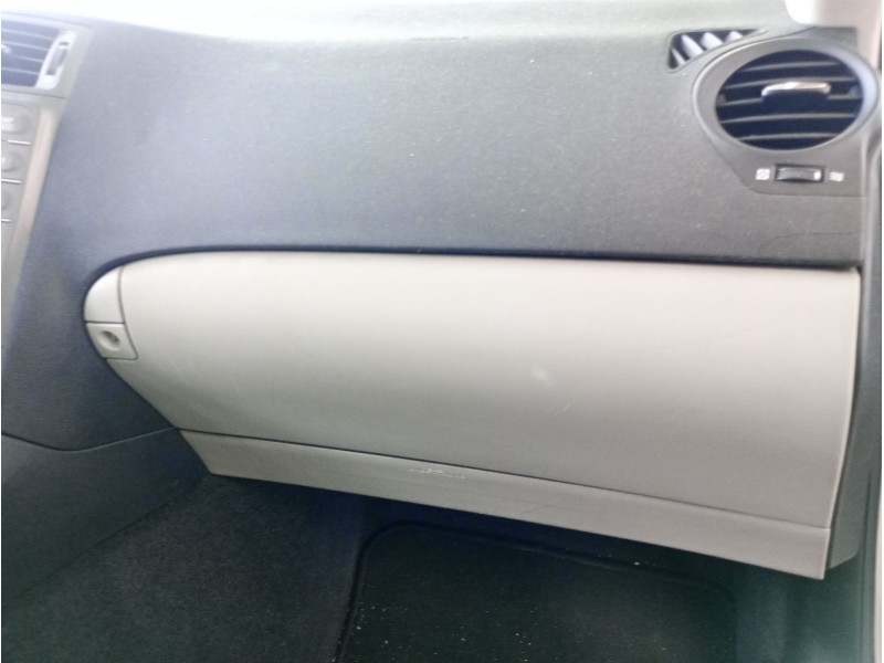Recambio de guantera para lexus is ii (_e2_) 220d (ale20) referencia OEM IAM   