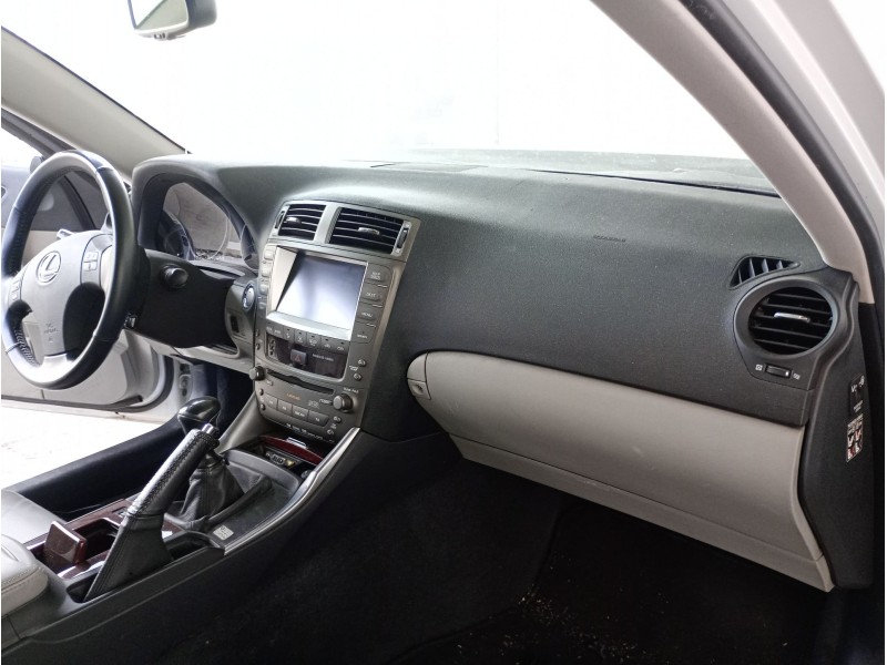 Recambio de salpicadero para lexus is ii (_e2_) 220d (ale20) referencia OEM IAM   