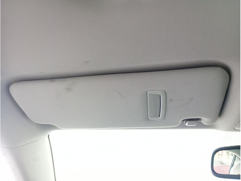 Recambio de parasol izquierdo para lexus is ii (_e2_) 220d (ale20) referencia OEM IAM   