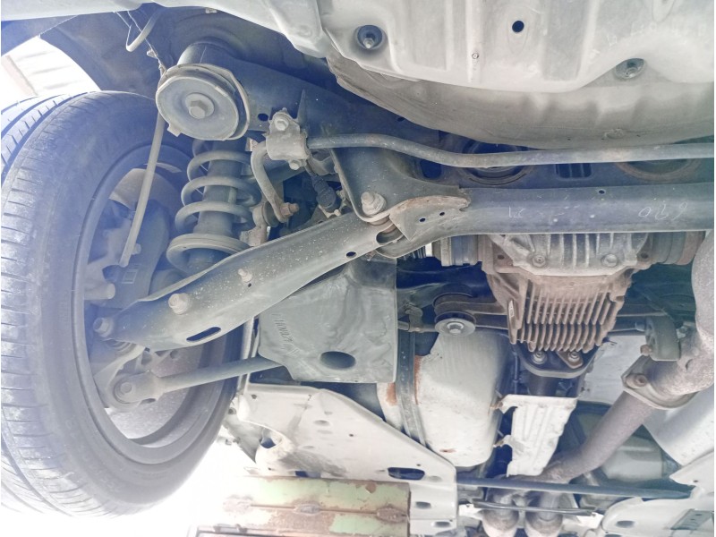 Recambio de puente trasero para lexus is ii (_e2_) 220d (ale20) referencia OEM IAM   