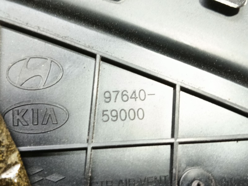 Recambio de rejilla aireadora para hyundai h350 furgoneta 2.5 crdi referencia OEM IAM   