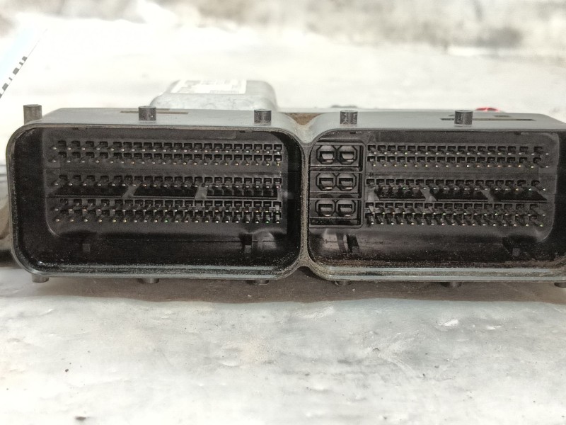 Recambio de centralita motor uce para hyundai h350 furgoneta 2.5 crdi referencia OEM IAM   