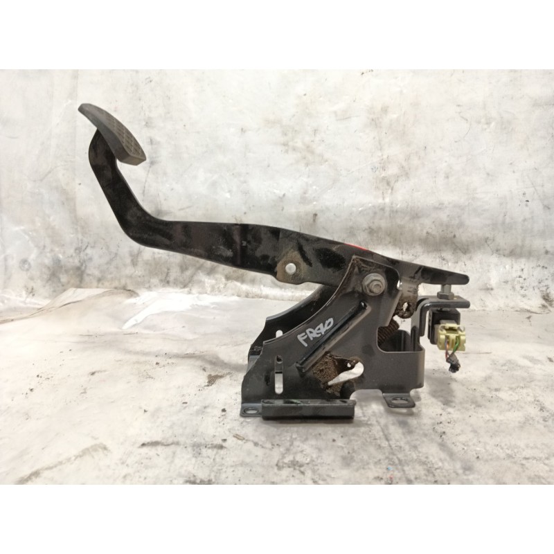 Recambio de pedal freno para hyundai h350 furgoneta 2.5 crdi referencia OEM IAM   