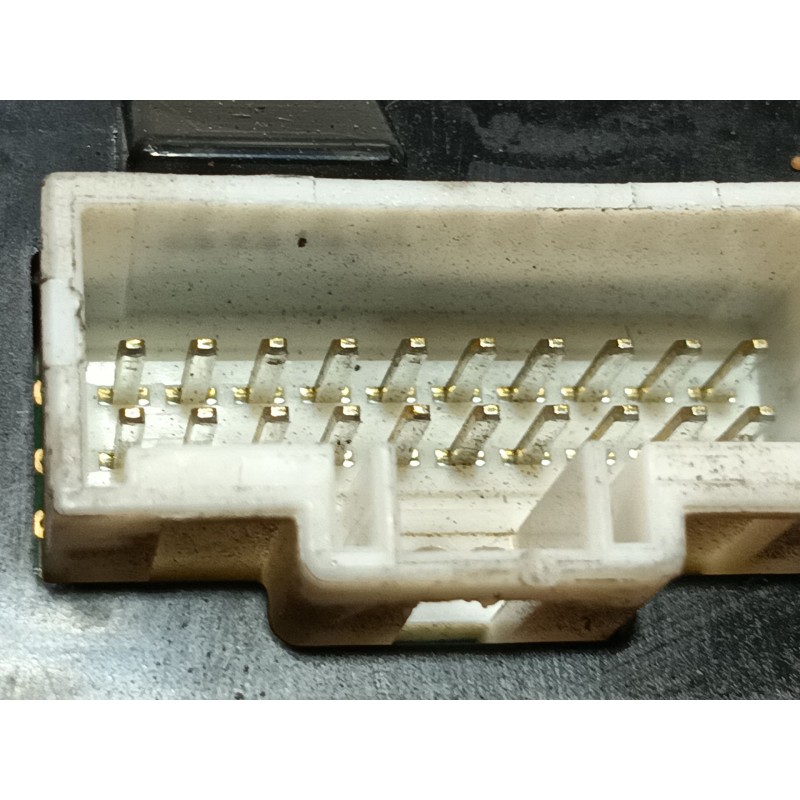 Recambio de warning para hyundai h350 furgoneta 2.5 crdi referencia OEM IAM   