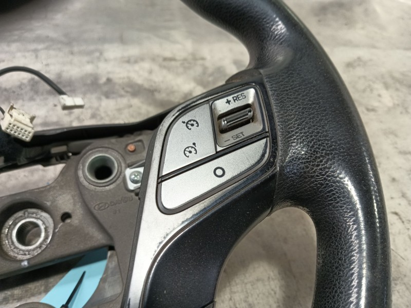 Recambio de volante para hyundai h350 furgoneta 2.5 crdi referencia OEM IAM   