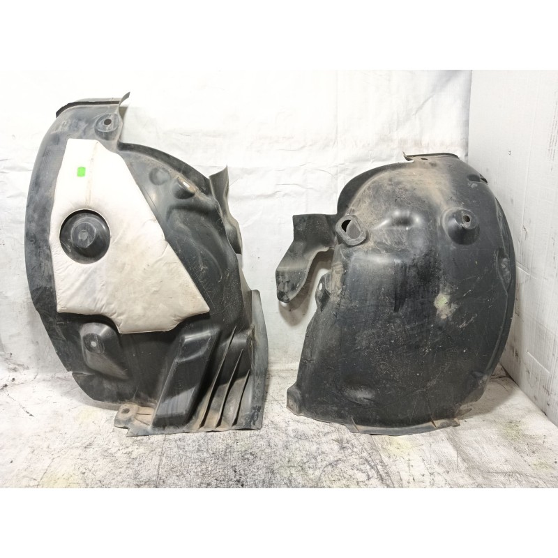 Recambio de paso de rueda delantero izquierdo para renault megane iii berlina 5 p authentique referencia OEM IAM   