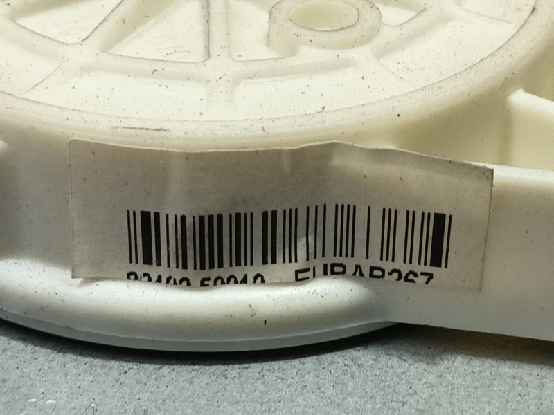 Recambio de elevalunas delantero derecho para hyundai h350 furgoneta 2.5 crdi referencia OEM IAM 8246059010  