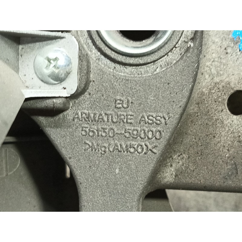 Recambio de volante para hyundai h350 furgoneta 2.5 crdi referencia OEM IAM   