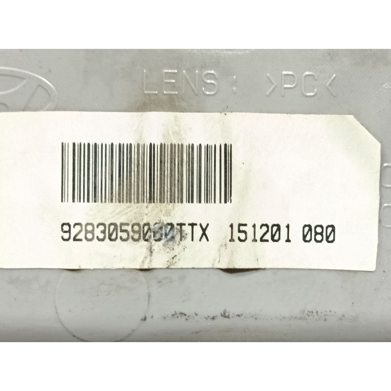 Recambio de luz interior para hyundai h350 furgoneta 2.5 crdi referencia OEM IAM 9283059000 928004H100 