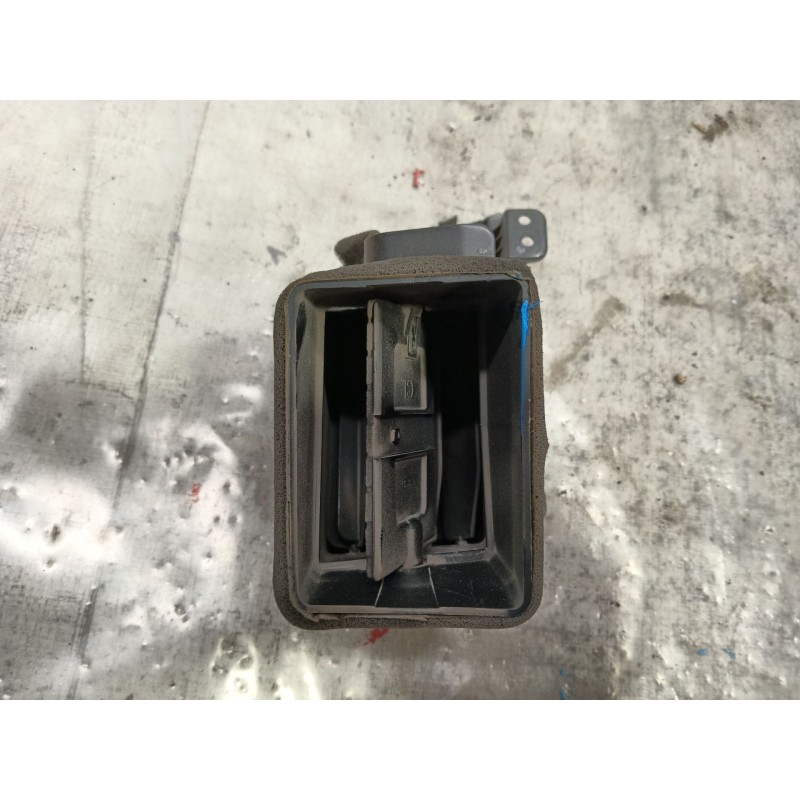 Recambio de rejilla aireadora para hyundai h350 furgoneta 2.5 crdi referencia OEM IAM   