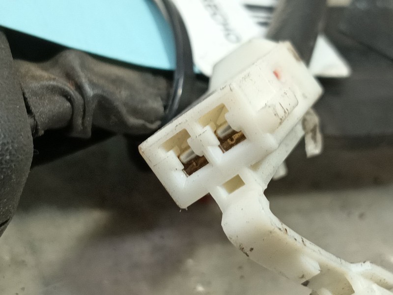 Recambio de enganche cinturon delantero derecho para hyundai h350 furgoneta 2.5 crdi referencia OEM IAM   