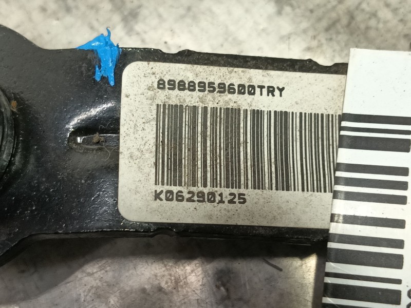 Recambio de enganche cinturon delantero izquierdo para hyundai h350 furgoneta 2.5 crdi referencia OEM IAM   