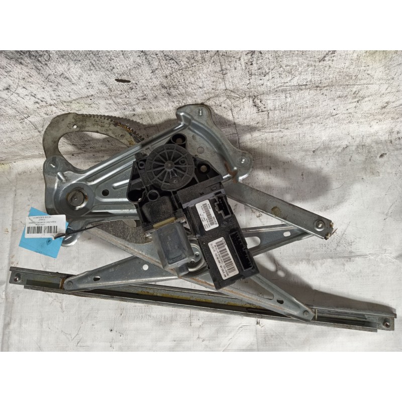 Recambio de elevalunas delantero izquierdo para renault megane iii berlina 5 p authentique referencia OEM IAM   