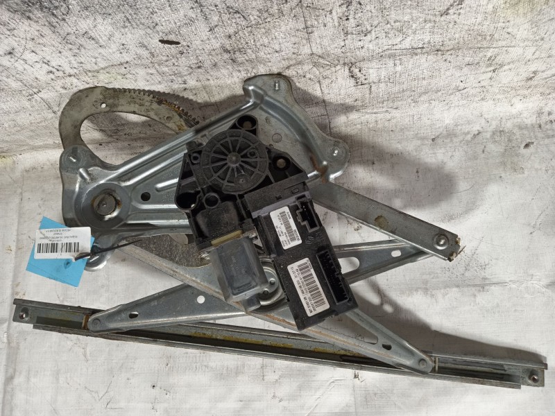 Recambio de elevalunas delantero izquierdo para renault megane iii berlina 5 p authentique referencia OEM IAM   