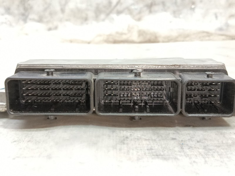 Recambio de centralita motor uce para renault clio iv (bh_) 0.9 tce 90 referencia OEM IAM   