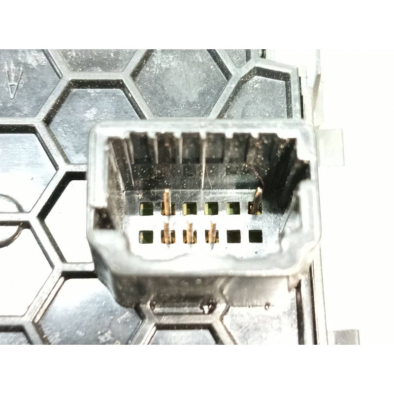 Recambio de interruptor para renault clio iv (bh_) 0.9 tce 90 referencia OEM IAM   