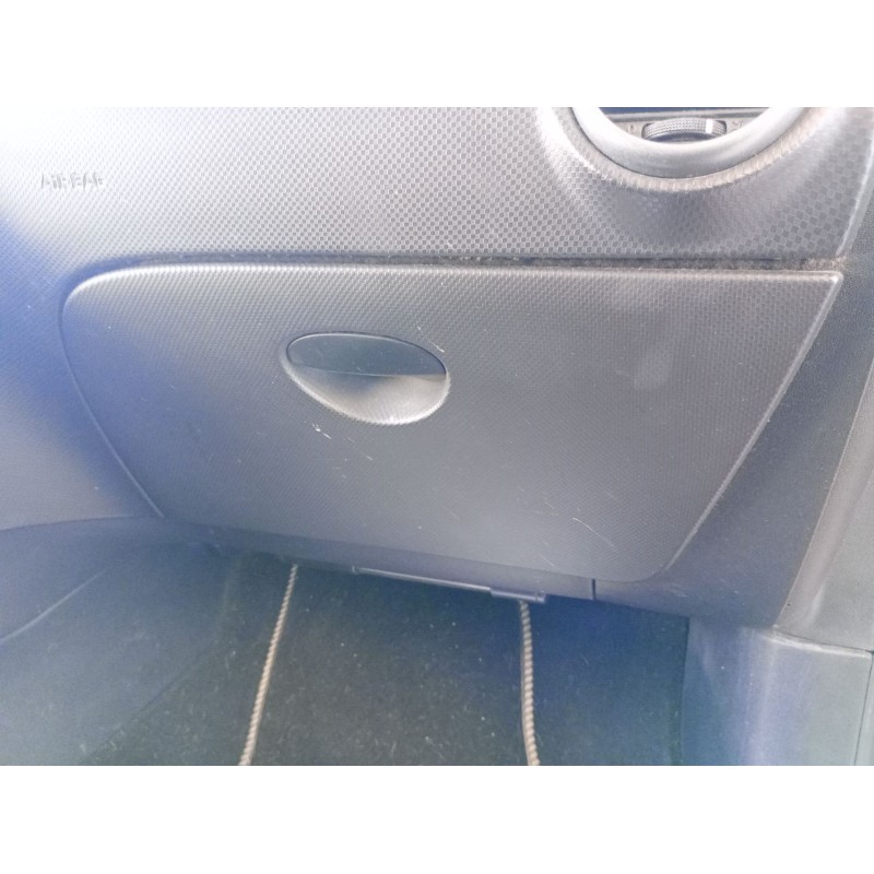 Recambio de guantera para seat leon (1p1) 1.9 tdi referencia OEM IAM 0  