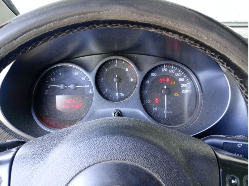 Recambio de cuadro instrumentos para seat leon (1p1) 1.9 tdi referencia OEM IAM 0  