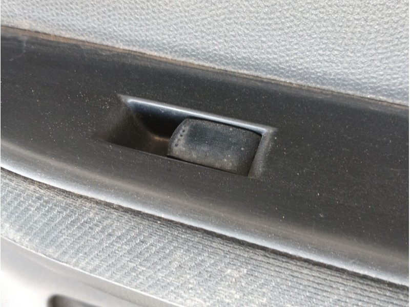 Recambio de puerta delantera derecha para suzuki swift iii (mz, ez) 1.3 ddis (rs 413d) referencia OEM IAM COMPLETA  