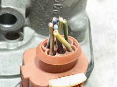 Recambio de caja mariposa para ford fiesta vi (cb1, ccn) 1.0 ecoboost referencia OEM IAM    2