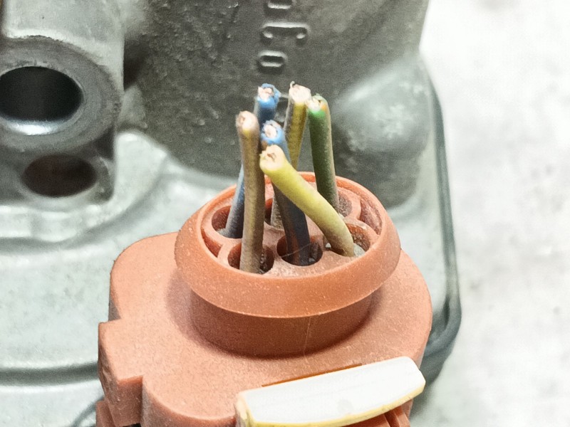 Recambio de caja mariposa para ford fiesta vi (cb1, ccn) 1.0 ecoboost referencia OEM IAM   