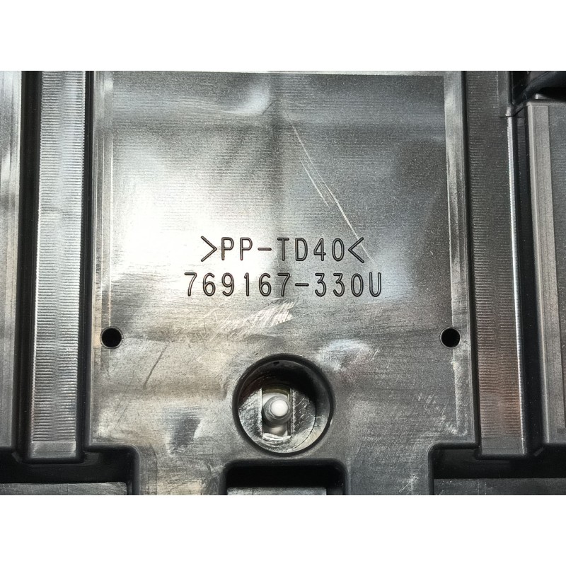 Recambio de cuadro instrumentos para peugeot 108 1.0 vti 72 referencia OEM IAM   