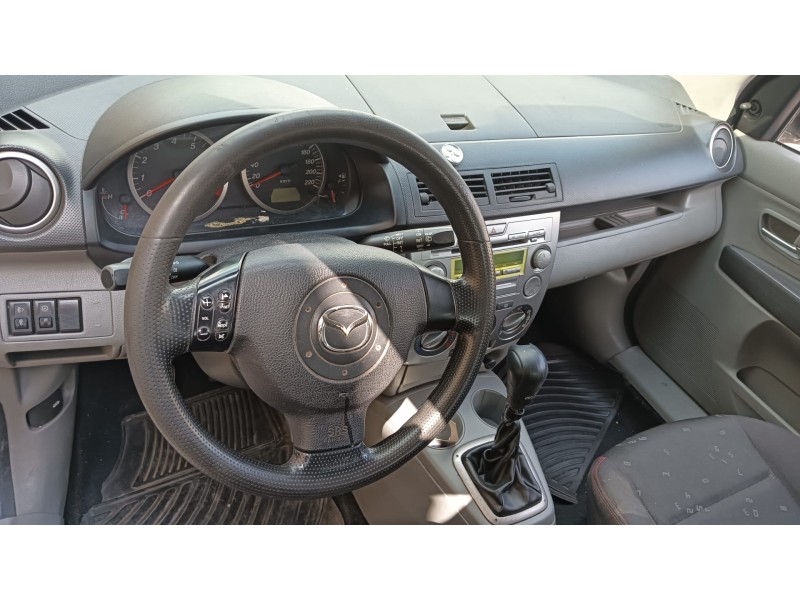 mazda 2 (dy) del año 2003