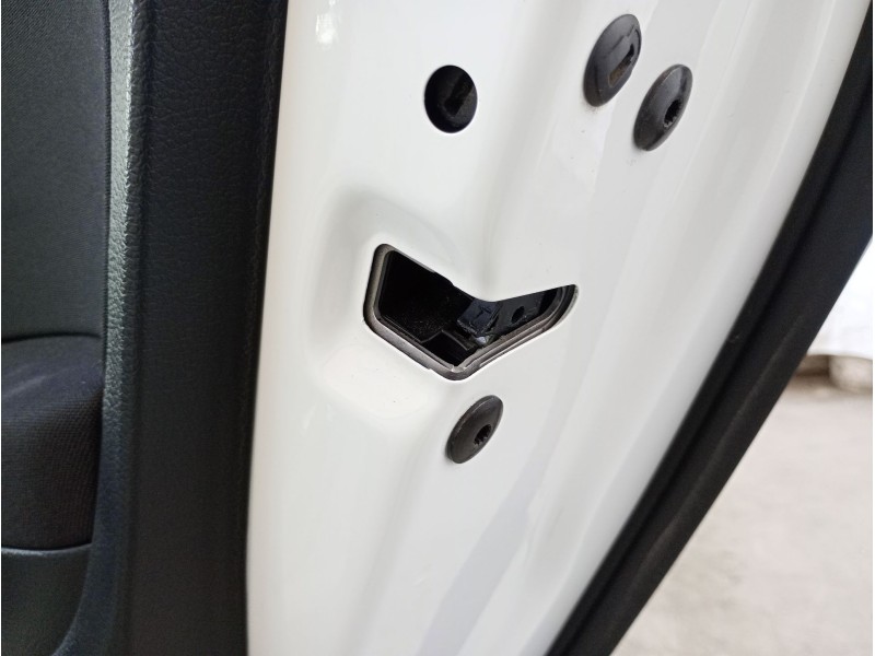Recambio de cerradura puerta trasera derecha para volkswagen polo v (6r1, 6c1) 1.2 tsi 16v referencia OEM IAM   
