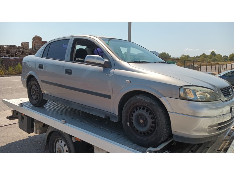 opel astra g hatchback (t98) del año 2001