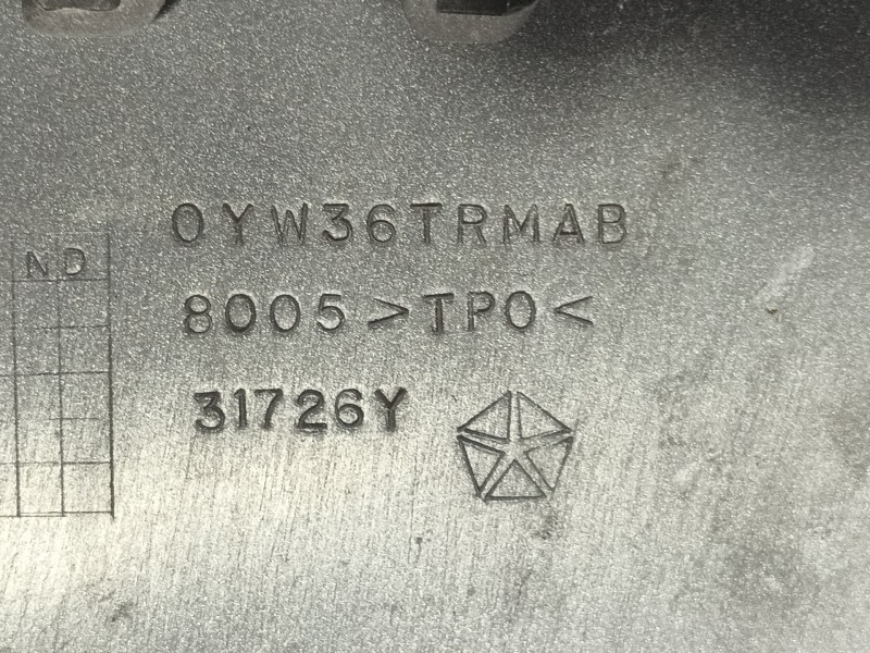 Recambio de rejilla delantera para chrysler sebring (js) 2.0 crd referencia OEM IAM   