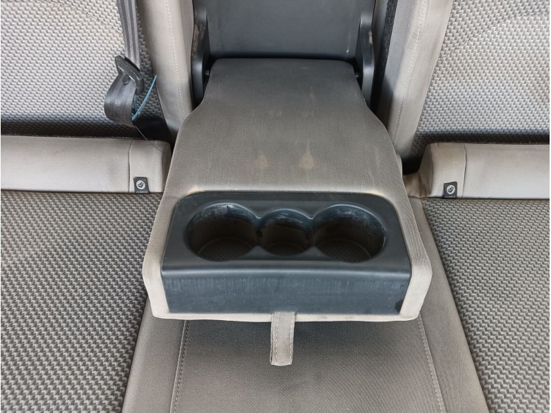 Recambio de asientos traseros para seat toledo (kg3) style referencia OEM IAM  5JA885375C 