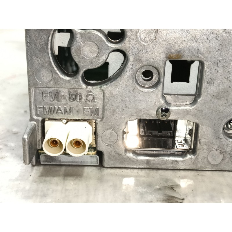 Recambio de sistema audio / radio cd para audi a5 (8t3) 1.8 tfsi referencia OEM IAM 8T1057186CX 8T1035186C 