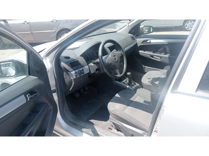 opel astra h (a04) del año 2007