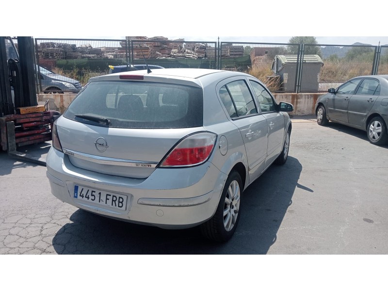 opel astra h (a04) del año 2007