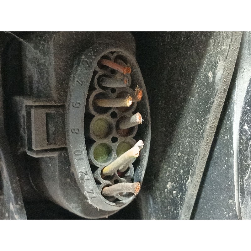 Recambio de faro izquierdo para audi q7 (4lb) 3.0 tdi quattro referencia OEM IAM   