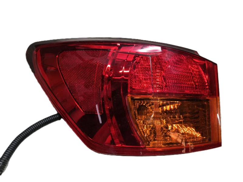 Recambio de piloto trasero izquierdo para lexus is200 (ds2/is2) 220d referencia OEM IAM   